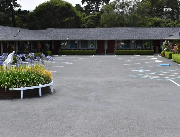 Padre Oaks hotel detail image 3