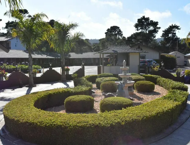 Padre Oaks hotel detail image 4