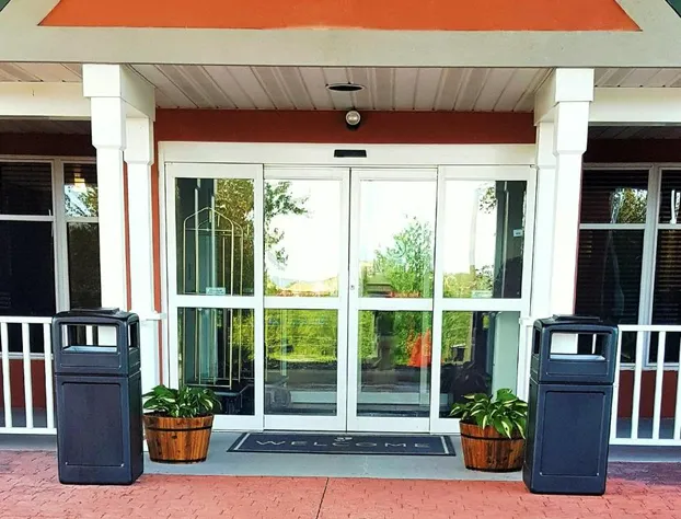 Country Inn & Suites by Radisson, Harrisburg West Mechanicsburg hotel detail image 1