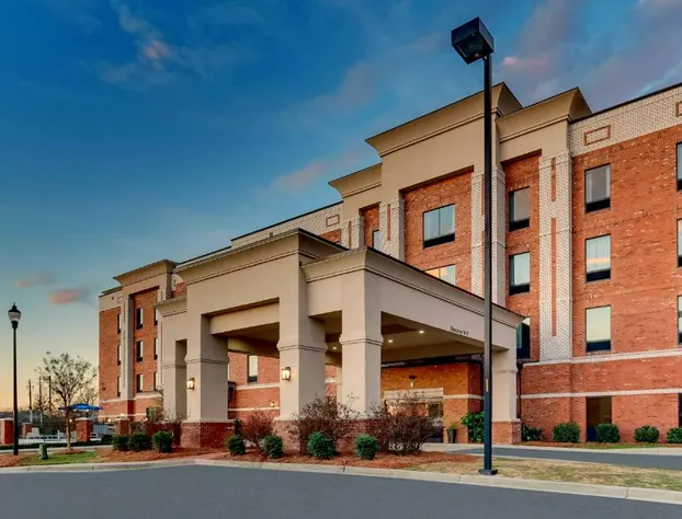 Hampton Inn & Suites Hartsville hotel detail image 1