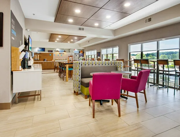 Holiday Inn Express Dublin by IHG hotel detail image 2
