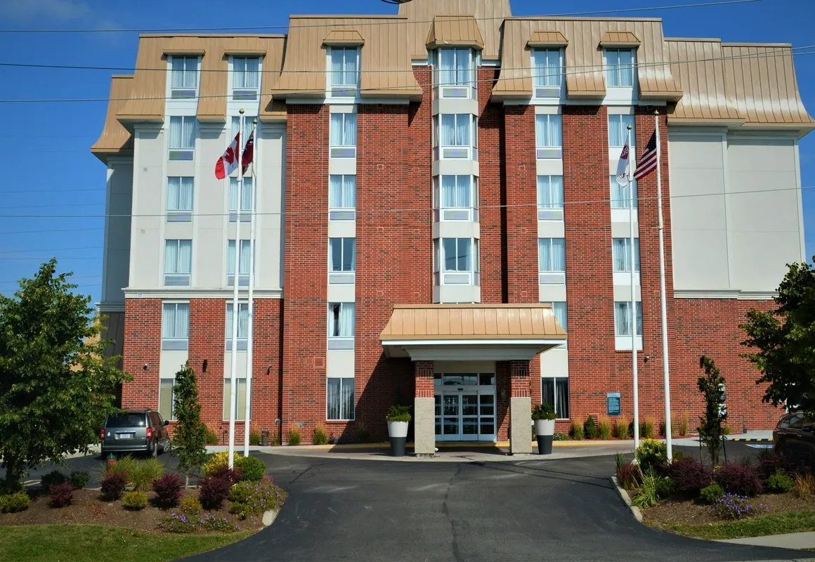 Waterloo Suites Hotel, Trademark Collection by Wyndham hotel hero