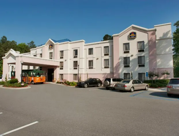 Best Western Plus Richmond Hill Inn hotel detail image 4