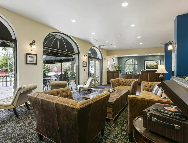 St. Charles Inn hotel detail image 3