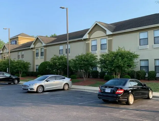 Inn at Clinton hotel detail image 2