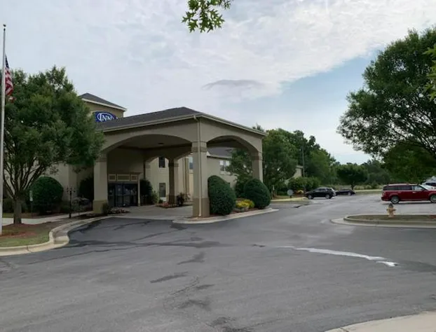 Inn at Clinton hotel detail image 4