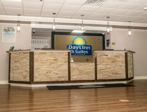 Days Inn and Suites by Wyndham Hammond, IN hotel detail image 3