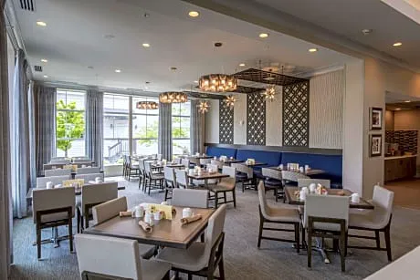 Hilton Garden Inn Freeport Downtown hotel detail image 2