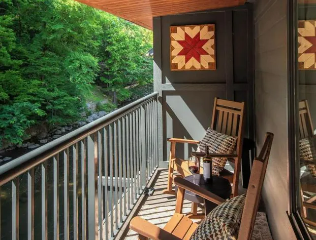 Historic Rocky Waters Inn, A Small Luxury Hotel hotel detail image 3