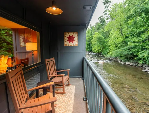 Historic Rocky Waters Inn, A Small Luxury Hotel hotel detail image 4