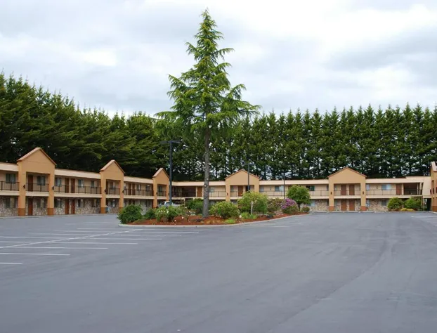 McMinnville Inn hotel detail image 3