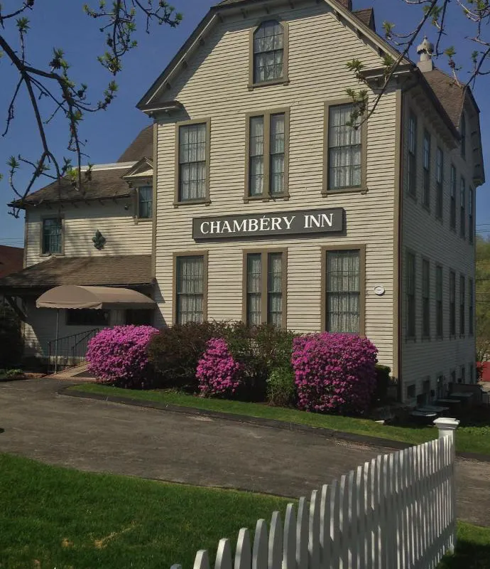 Chambery Inn hotel hero