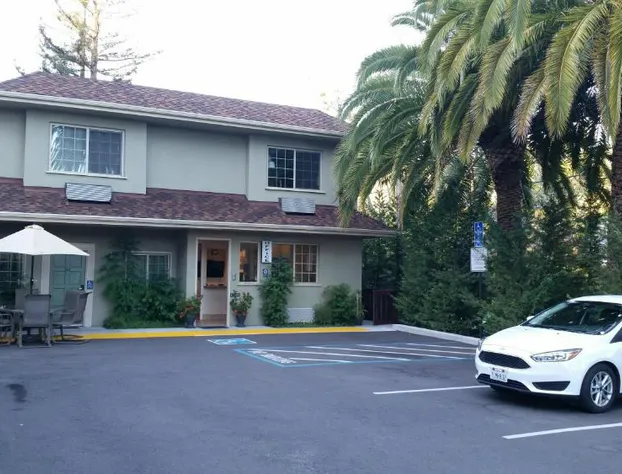 Marin Lodge hotel detail image 1