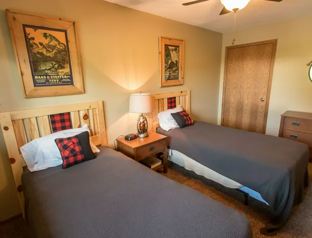 Wild Eagle Lodge hotel detail image 4