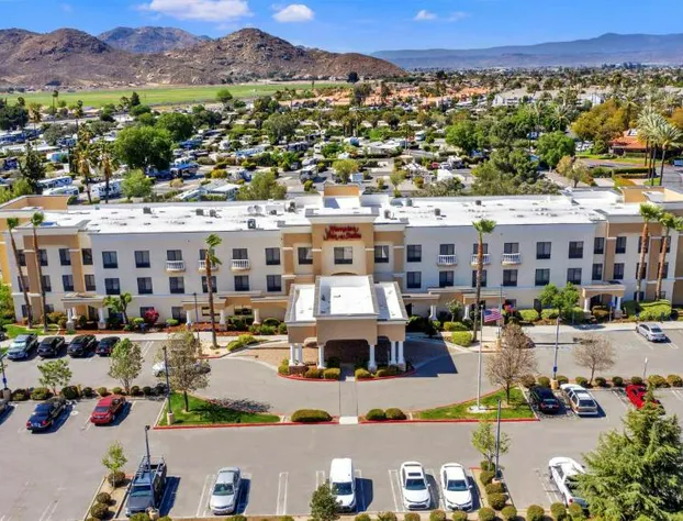 Hampton Inn And Suites Hemet hotel detail image 2