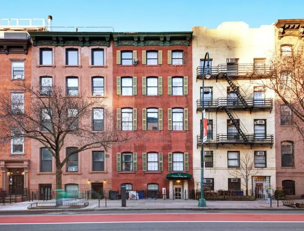 Chelsea Pines Inn hotel detail image 1