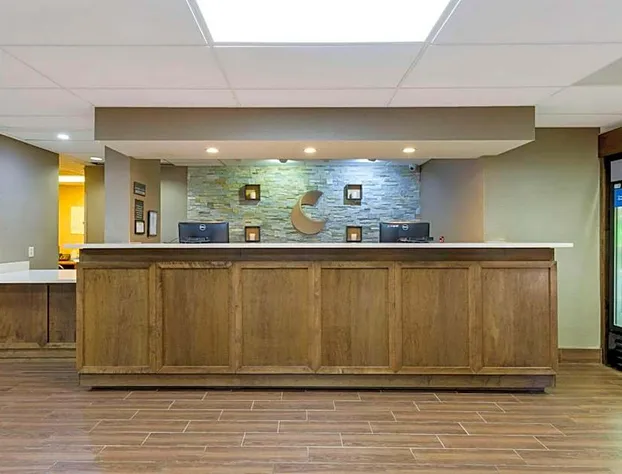 Comfort Suites Near Potomac Mills hotel detail image 2