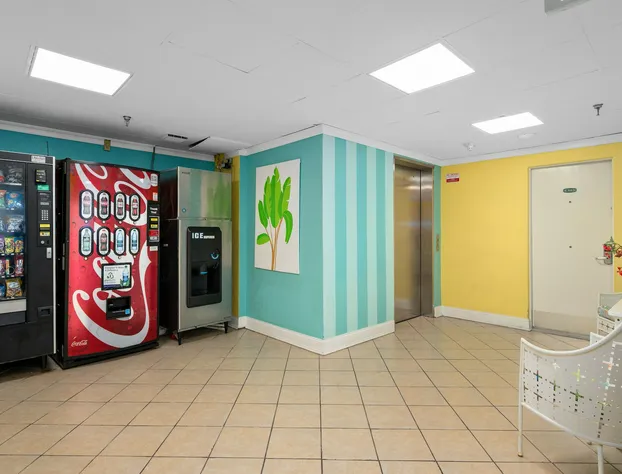 Cayman Suites Hotel hotel detail image 4