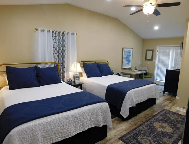 Rainbow Courts Motel hotel detail image 2