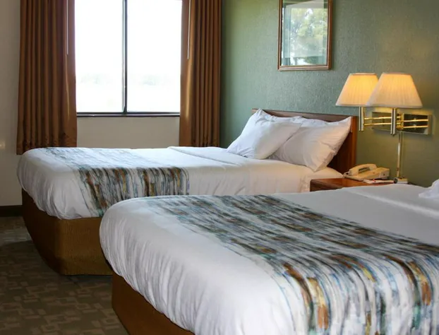 Barker's Island Inn Resort hotel detail image 4