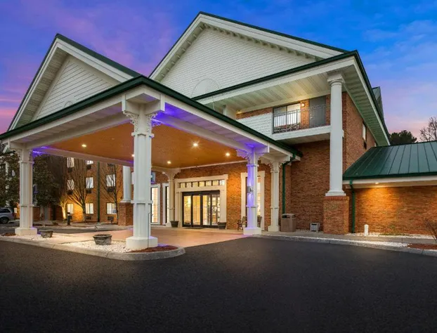 Country Inn & Suites by Radisson, Jonesborough-Johnson City West, TN hotel detail image 1