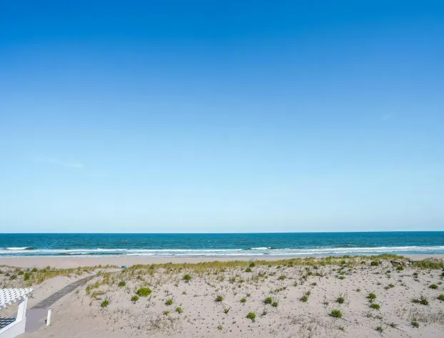 Spray Beach Oceanfront Hotel hotel detail image 2