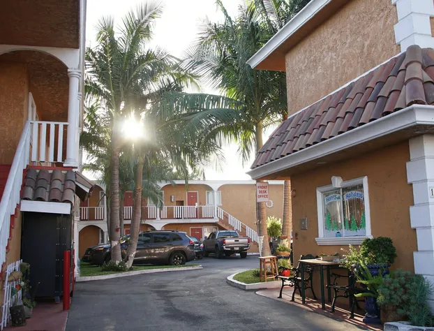 Paradise Inn & Suites hotel detail image 2