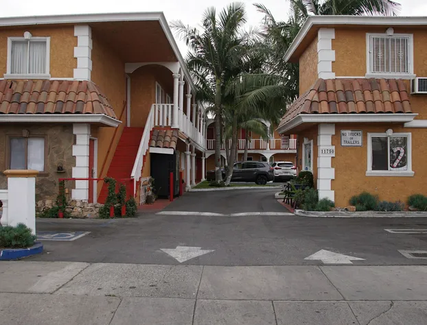 Paradise Inn & Suites hotel detail image 3