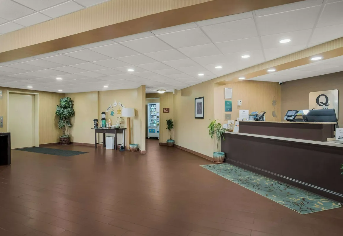 Quality Inn & Suites Chambersburg Northeast hotel hero