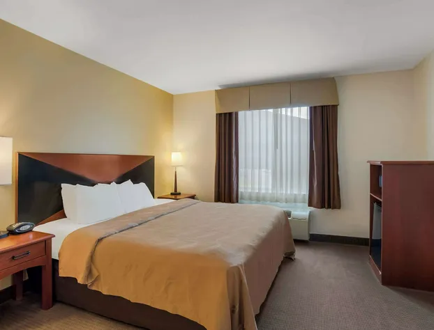 Quality Inn & Suites Chambersburg Northeast hotel detail image 4