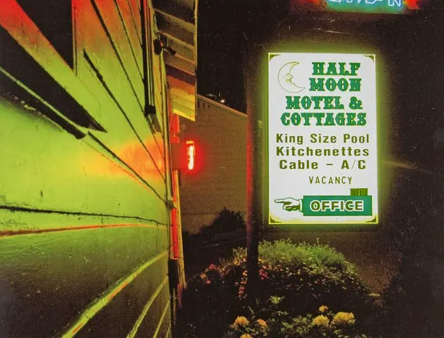 Half Moon Motel & Cottages hotel detail image 3