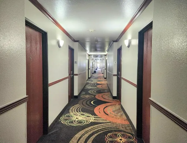 Days Inn by Wyndham Lumberton hotel detail image 3