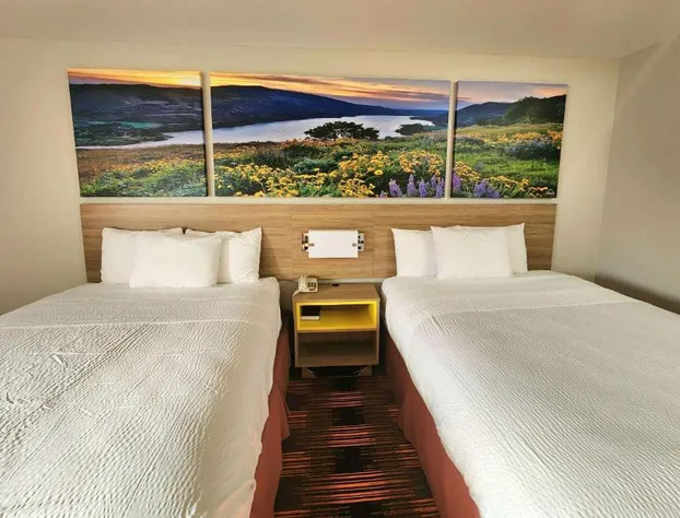 Days Inn by Wyndham Lumberton hotel detail image 3