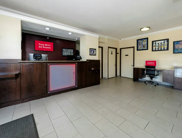 Red Roof Inn Arlington - Entertainment District hotel detail image 2