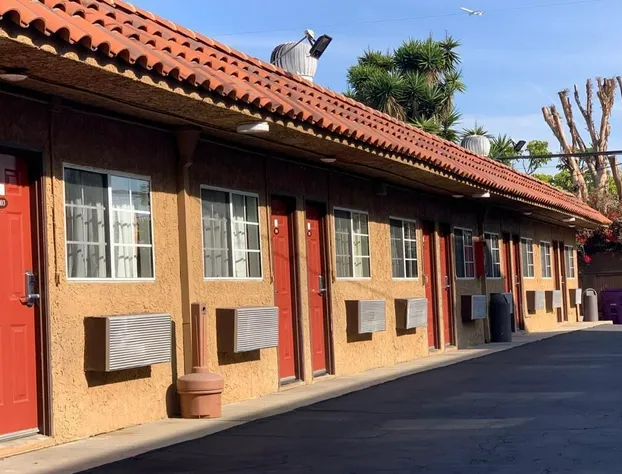 Uptown Inn hotel detail image 4