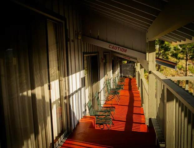 Yosemite Gateway Motel hotel detail image 2