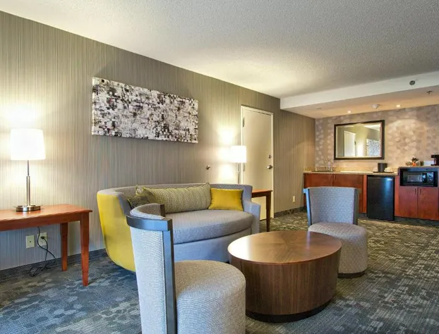 Courtyard by Marriott Blacksburg hotel detail image 3
