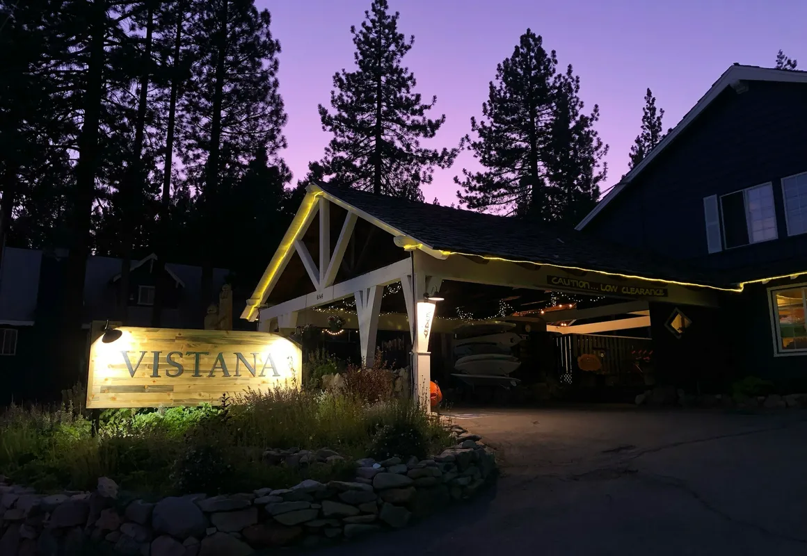 Tahoe Vistana Inn hotel hero