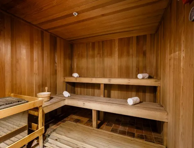 Naples Bay Resort & Marina hotel detail image 4