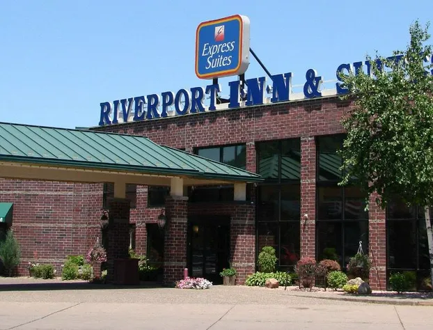 Express Suites Riverport Inn & Suites hotel detail image 1