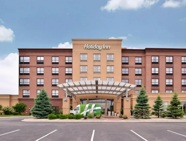 Holiday Inn Madison at The American Center by IHG hotel detail image 2