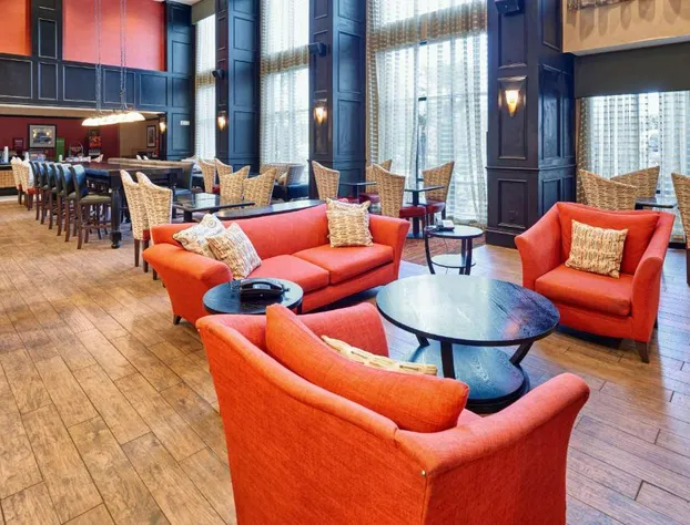 Hampton Inn & Suites Waco-South hotel detail image 2