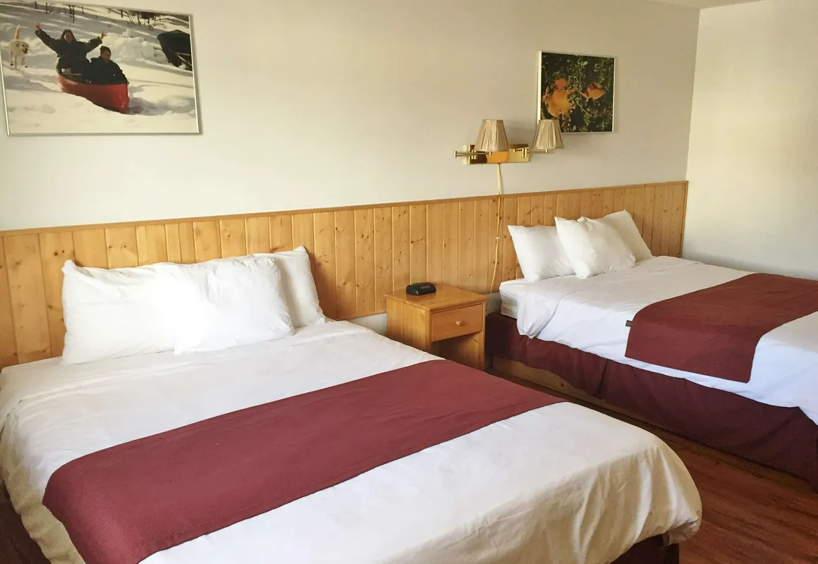 Canadas Best Value Inn River View Hotel hotel hero