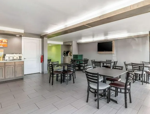Quality Inn Franklin - Cool Springs Area hotel detail image 4