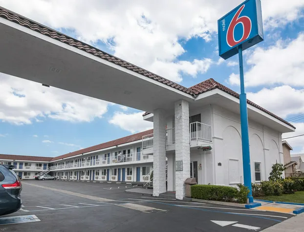 Motel 6 Norwalk, CA hotel detail image 4