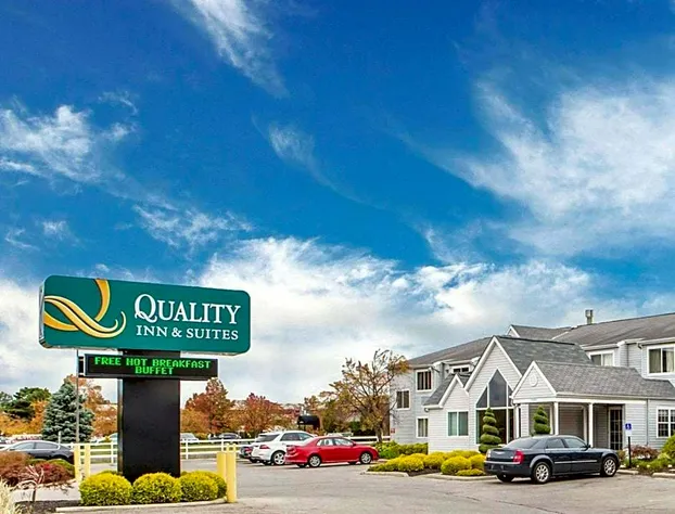 Quality Inn & Suites North/Polaris hotel detail image 1