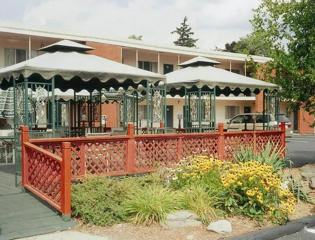 Meadow Court Inn hotel detail image 1