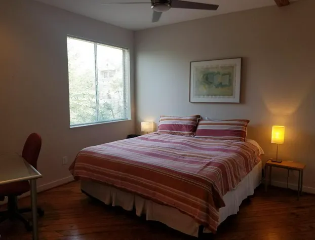 Modern B & B hotel detail image 2