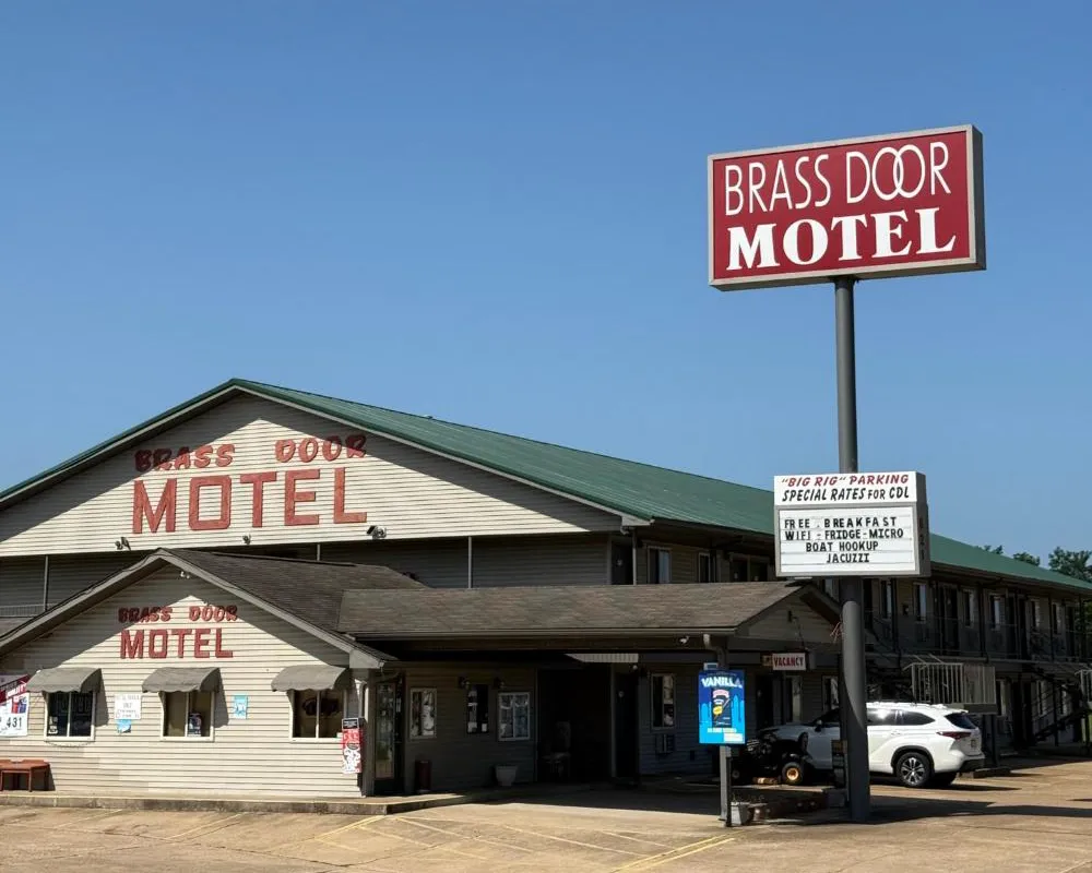 Brass Door Motel Gassville hotel hero