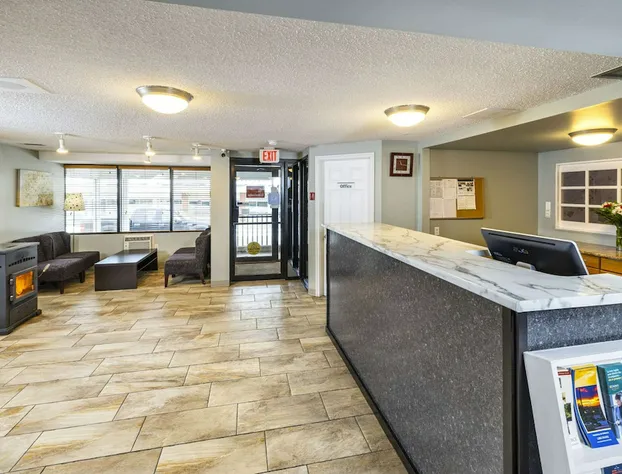 Econo Lodge Miramichi hotel detail image 2